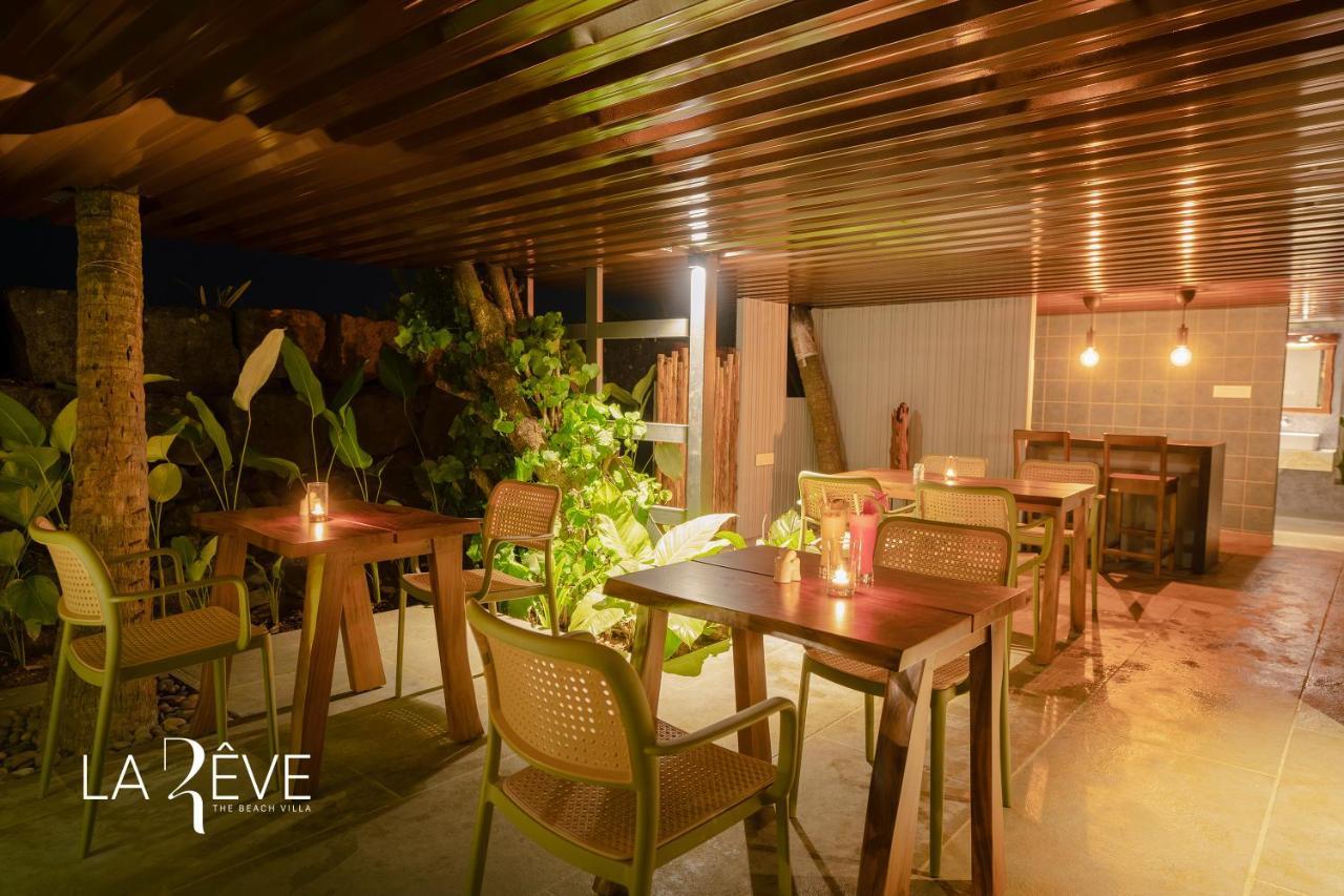 La Reve The Beach Villa 말라푸람 외부 사진